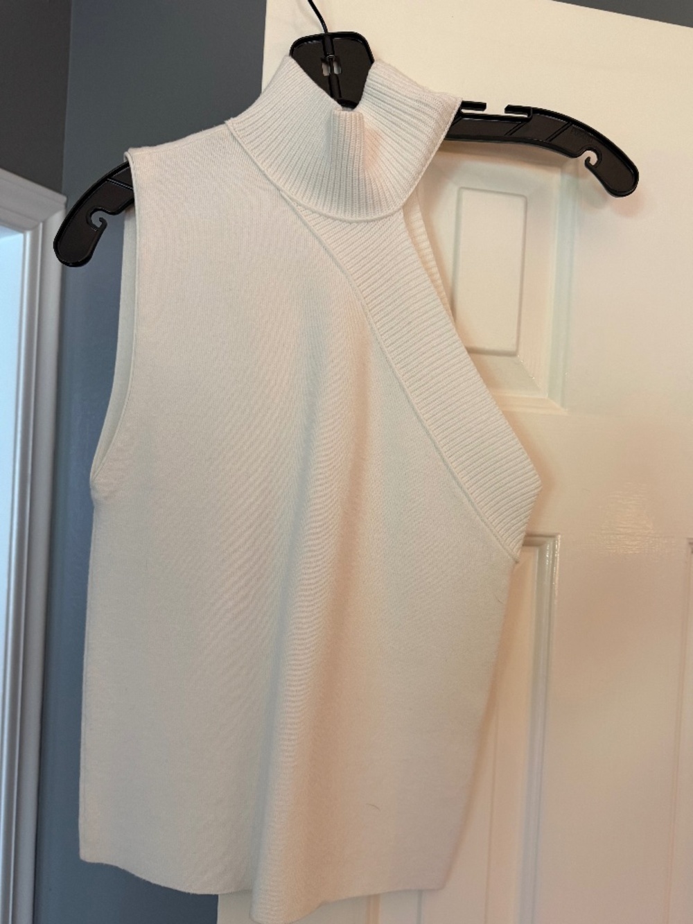 Alice+Olivia Winter White Off the Shoulder knit turtleneck